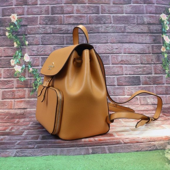 Kate Spade WKR00548 Medium Grain Leather Darcy Flap Backpack - Picture 2 of 12